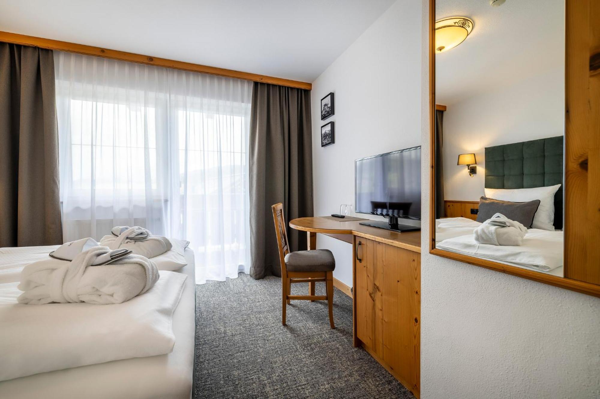 Bergzeit By Seven Hotel Flachau Room photo